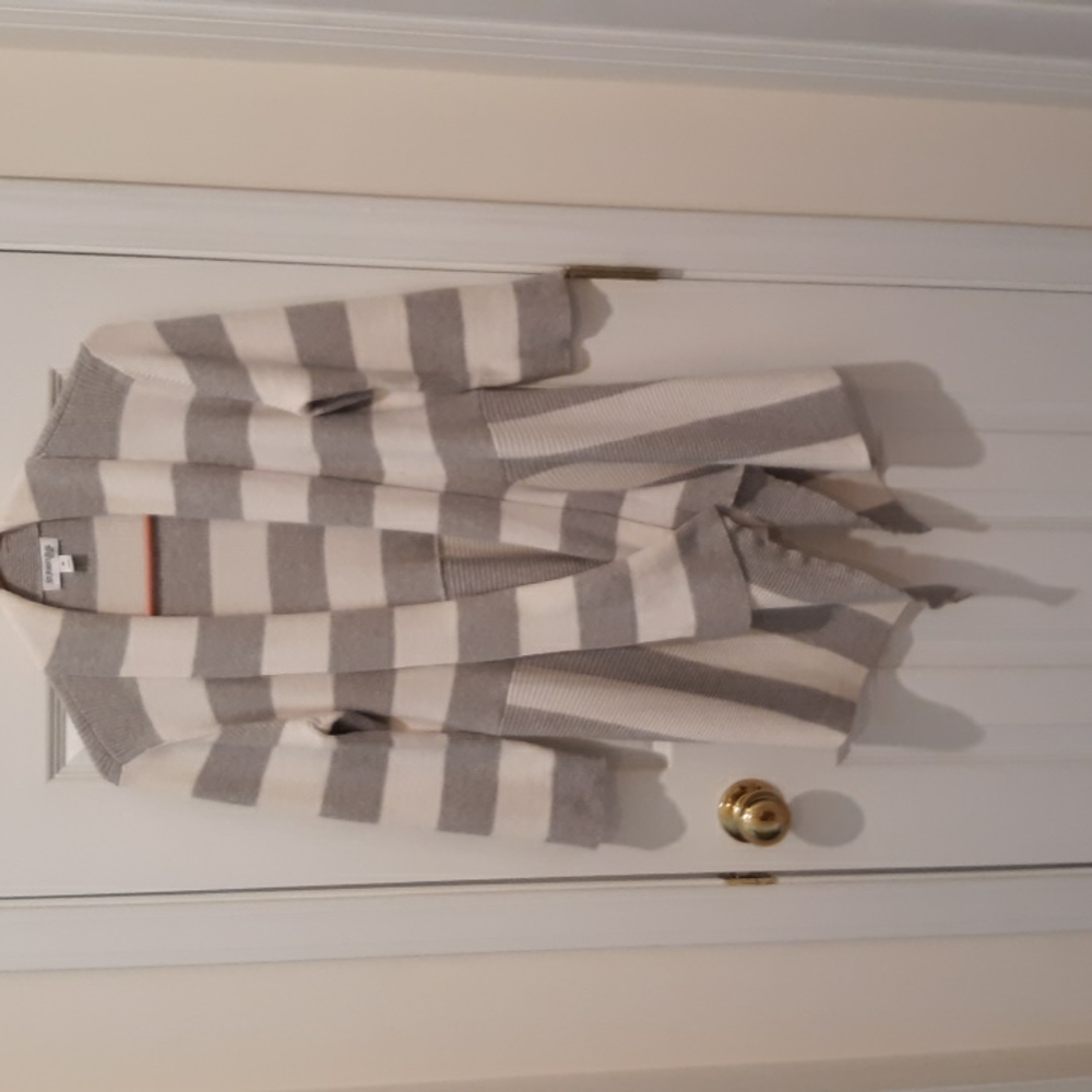 St John's Bay Grey and white cardigan